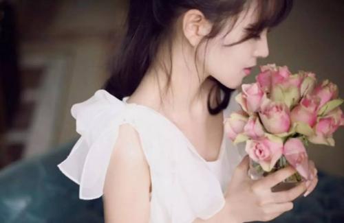 女人是感情的群体,喜欢跟风讨厌“多喝水”这句话