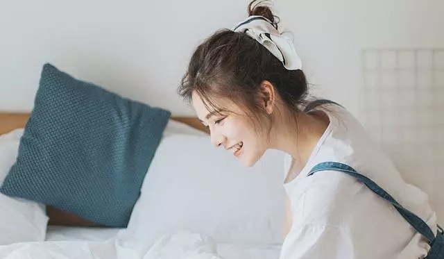 那些见过世面的女孩子都是什么样子?这大概是每个女人都想要知道的,其实所谓世面就是看到世界的每一面,就是真正看见自己的过程,这大概就是为什么那么多人要富养女孩的道理。